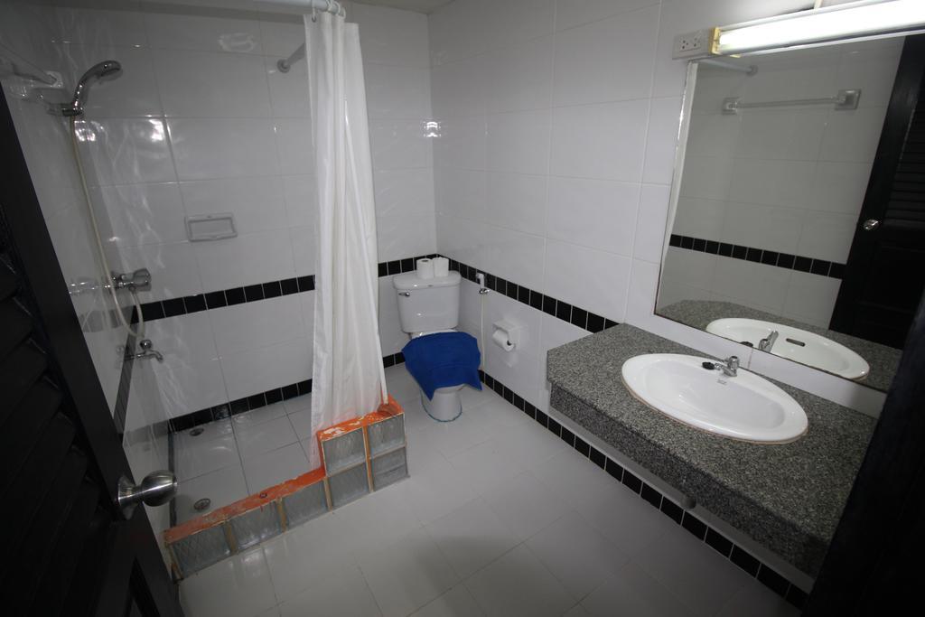 Swiss House Inn Patong